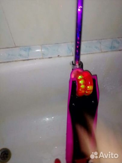 Самокат детский светящиеся колеса (до 60 кг)