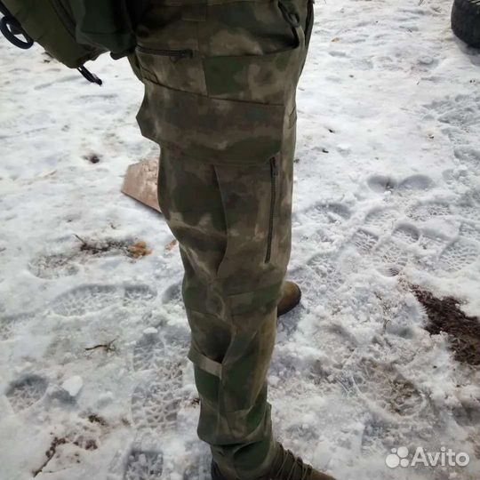 Боевые штаны с наколенниками брюки мох