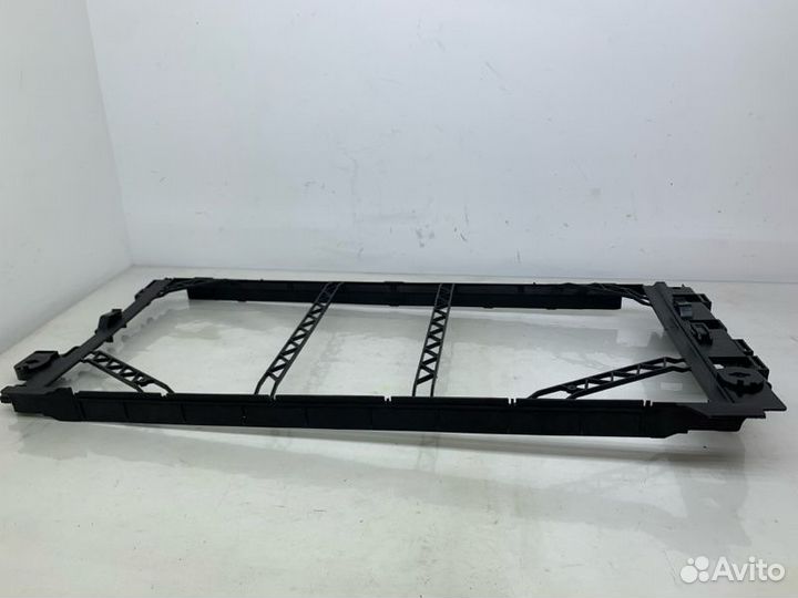 Передняя панель Geely Monjaro KX11