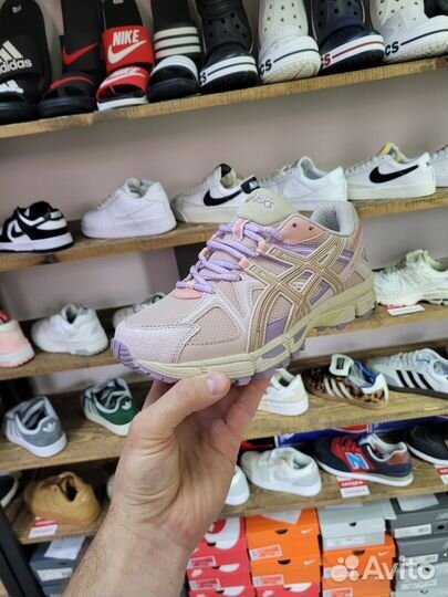 Кроссовки женские asics беговые gel kahana 8