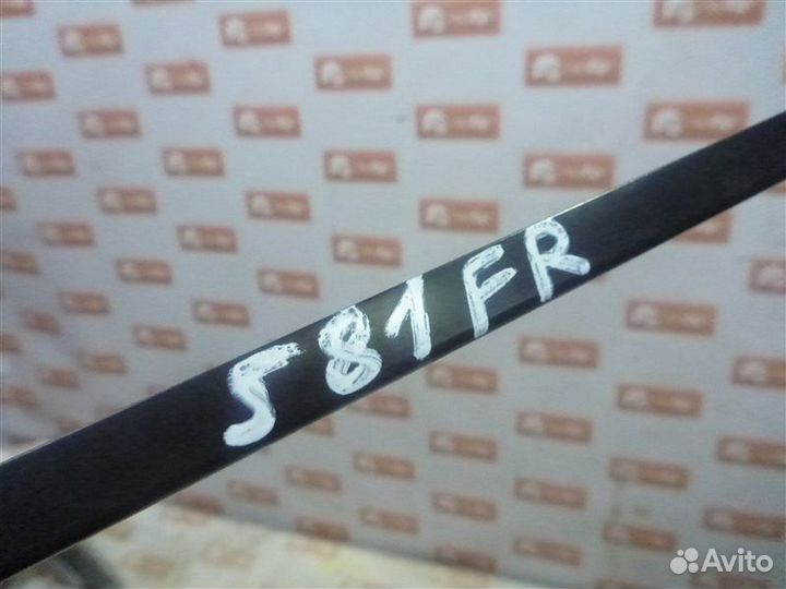 Стекло двери переднее правое Citroen Berlingo B9