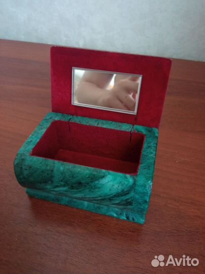 Шкатулка для украшений новая