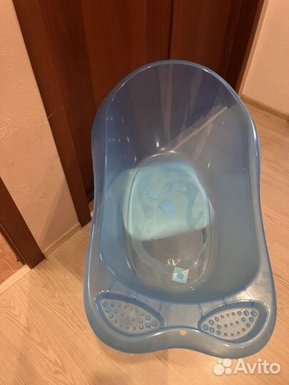 Ванночка для купания с горкой