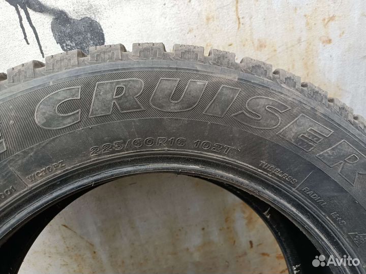 Bridgestone Ice Cruiser 7000 225/60 R16