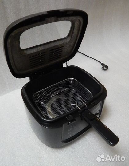 Фритюрница Kitfort 1800Вт объем 2л. рабочая