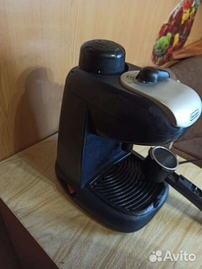 Кофеварка рожковая delonghi ес7