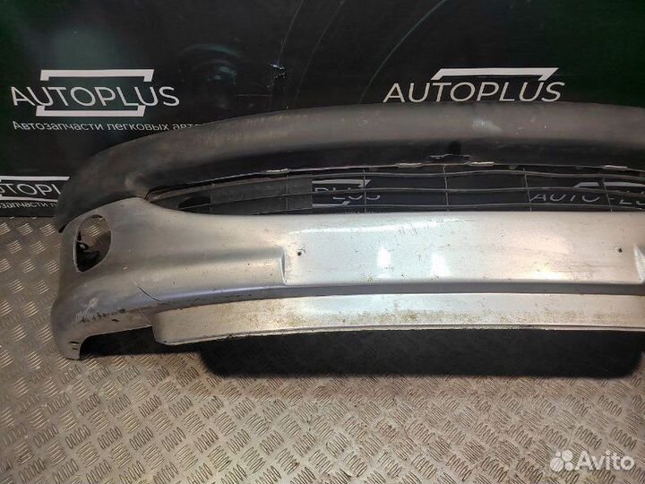 Бампер передний Peugeot 206 1.4 KFW 2001