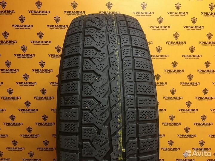 Kumho I'Zen RV Asymmetric 245/70 R16 107H