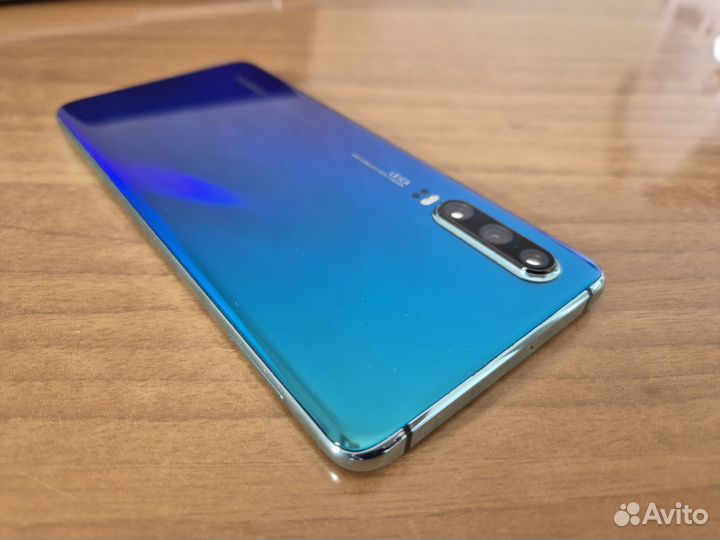 Huawei P30, 6/128 ГБ