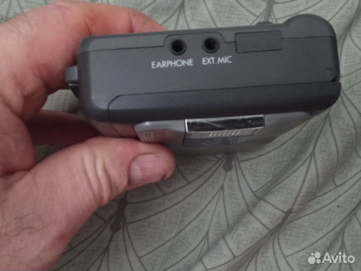 Aiwa TR-VS485 плеер с записью с динамиком. japan