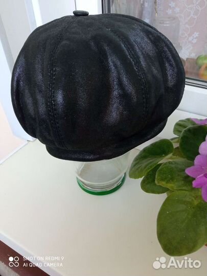Берет женский кожаный