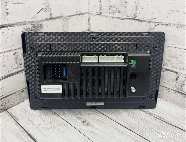 Автомобильная магнитола с экраном 9 дюймов