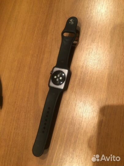 Продам часы Apple Watch Series 1