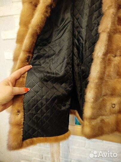 Шуба норковая поперечка с капюшоном