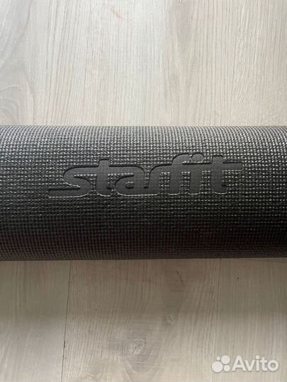 Коврик для йоги и фитнеса Starfit новый черный 0,3