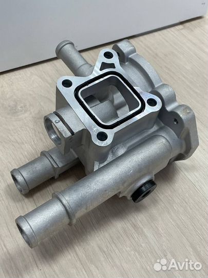 Алюминиевый корпус термостата Шевроле Опель
