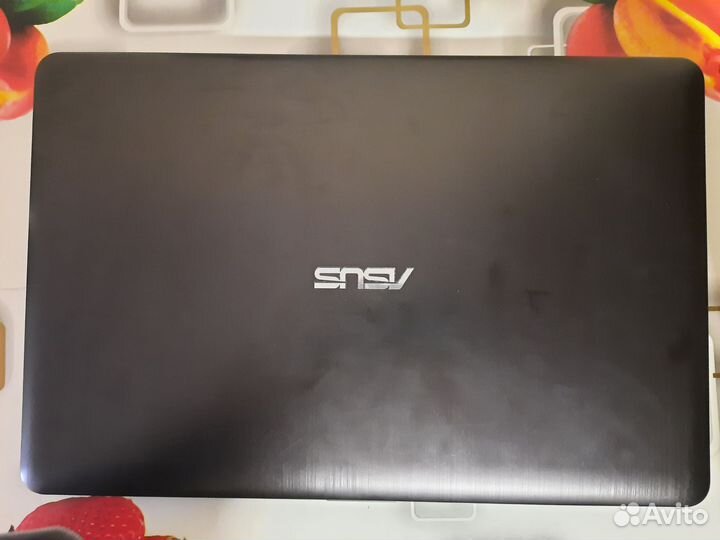 Отличный игровой ноутбук asus GeForce 920M