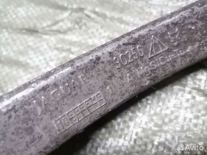 Рычаг передний Jaguar XF