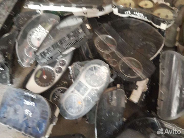 Щитки приборов