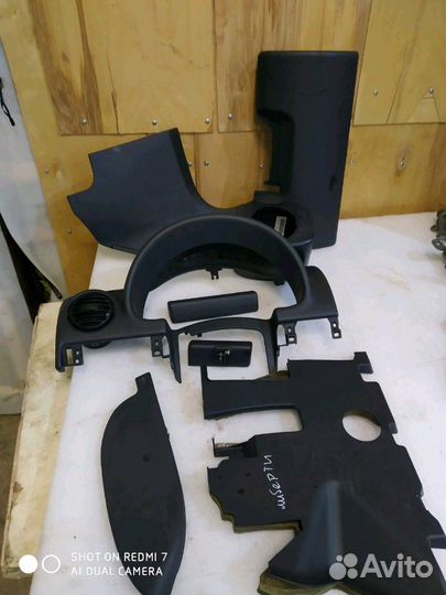 Пластик торпеды Jeep Liberty kj, kk