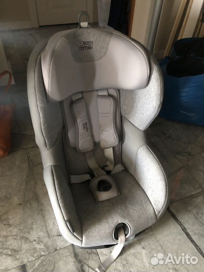 Автокресло britax romer trifix2 i size