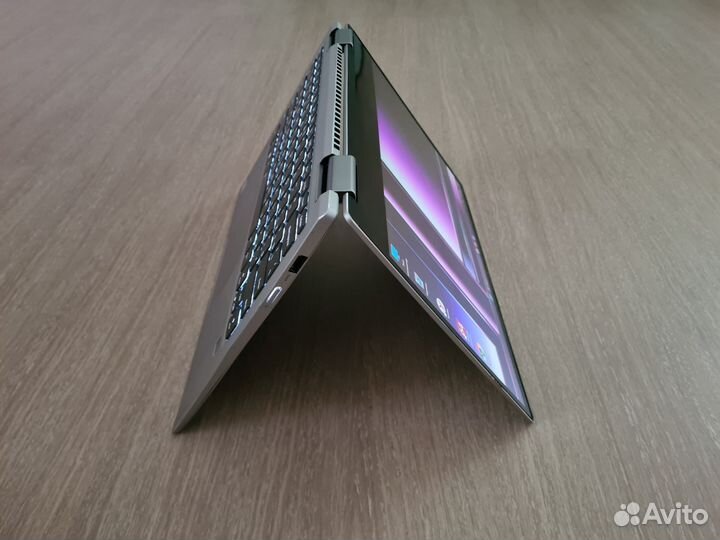 Ультрабук Lenovo 13.3