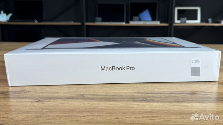 Новый MacBook Pro 16 M1 Max 32 512