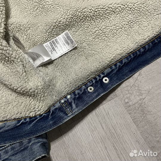 Levi's L джинсовая куртка с шерпой мужская
