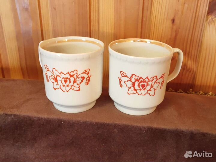 Блюдце с чашкой