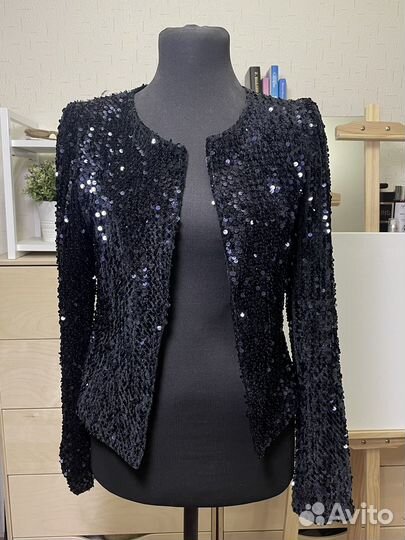 Жакет с пайетками 42