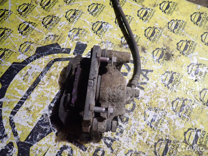 Суппорт тормозной задний левый для Toyota Mark X