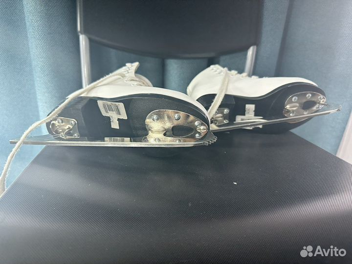 Фигурные коньки graf davos gold 28