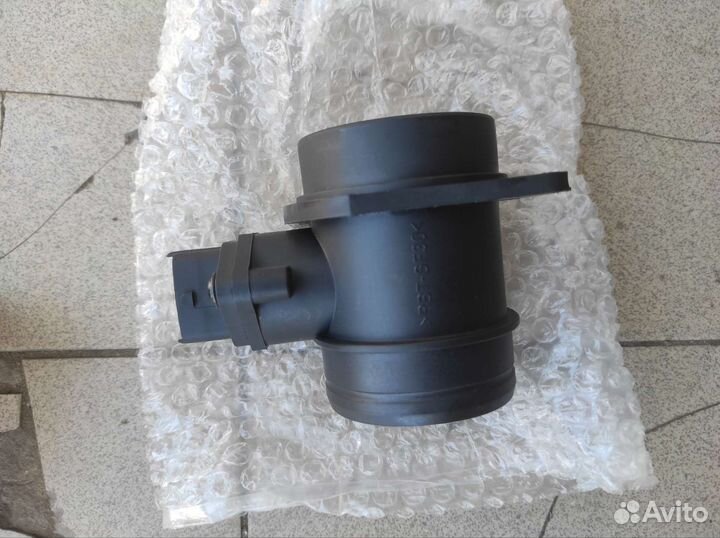 Датчик массового расхода воздуха 21083