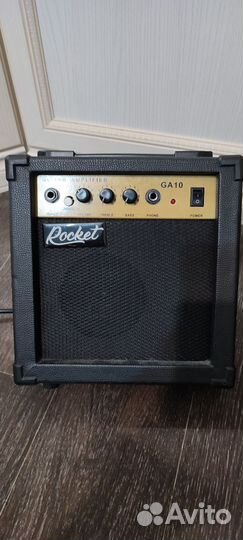 Электрогитара Terris + Гитарный комбоусилитель