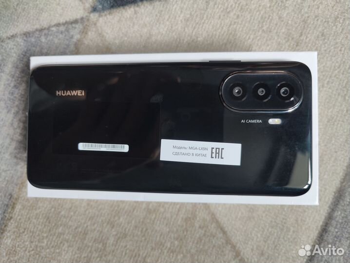 Huawei Nova y70