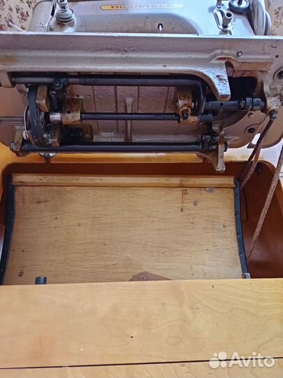 Швейная машина Подольск ножная
