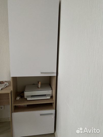 Продаю полку и подвестную тумбу