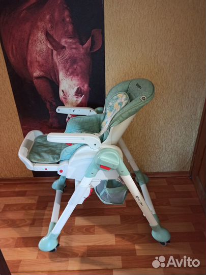Детский стульчик для кормления olsson