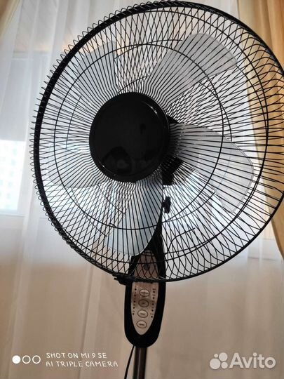 Вентилятор напольный с пультом Ballu