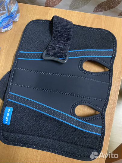 Отрез на лучезапястный сустав. L,2G