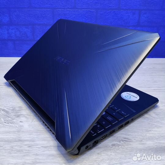 Игровой ноутбук Asus Tuf Gaming FX505DT-HN536