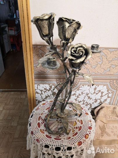 Розы подсвечник на три