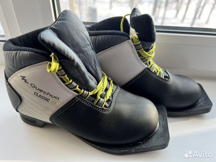 Лыжные ботинки