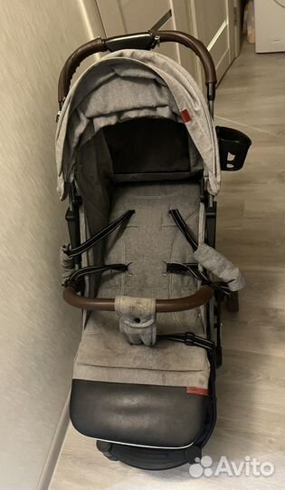 Прогулочная коляска carrello astra