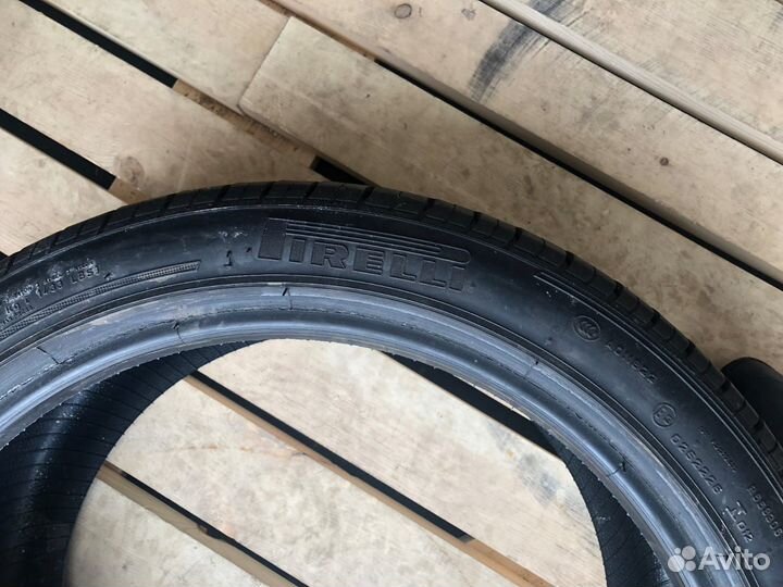 Pirelli P Zero Rosso 255/45 R18 99Y