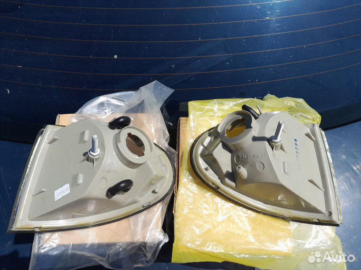 Hyundai Sonata (92-96) Поворотники Новые