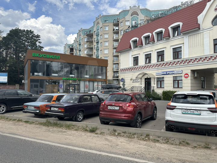 Торговая площадь, 65 м²