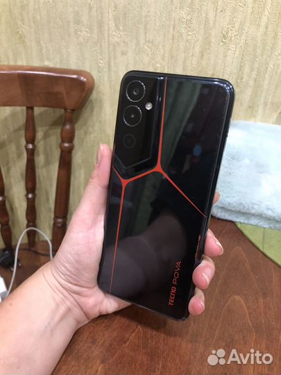 TECNO Pova Neo 2, 4/64 ГБ