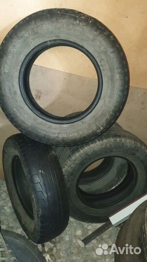 Kumho Road Venture ST KL11 225/75 R16
