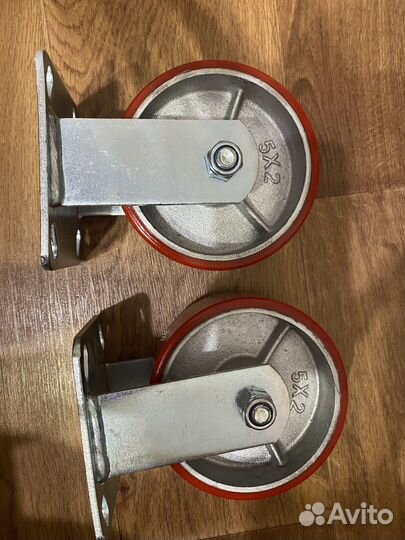 Колеса для мусорного контейнера